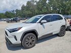 2025 Toyota Rav4 Xle Premium White vin: JTMB6RFV9SJ079311
