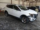 2016 Toyota Rav4 Le White vin: JTMBFREV8GJ101548