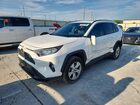 2019 Toyota Rav4 Xle White vin: JTMW1RFV3KD032564
