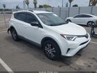 2017 Toyota Rav4 Le Белый vin: JTMZFREV1HJ122662