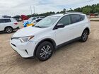 2017 Toyota Rav4 Le White vin: JTMZFREV4HJ702634