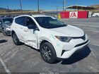 2018 Toyota Rav4 Le White vin: JTMZFREV4JJ727734