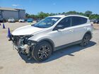 2016 Toyota Rav4 Le White vin: JTMZFREV6GJ084621