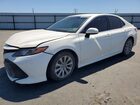2018 Toyota Camry Le White vin: JTNB11HK5J3051832