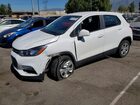 2018 Chevrolet Trax Ls White vin: KL7CJKSB6JB608192