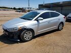 2018 Hyundai Elantra Se Silver vin: KMHD74LF2JU611626