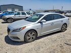 2017 Hyundai Sonata Hybrid Limited Silver vin: KMHE34L10HA046664