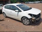 2017 Kia Forte Lx White vin: KNAFK5A87H5725564