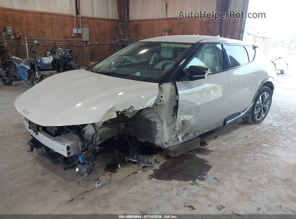 2022 KIA EV6 WIND