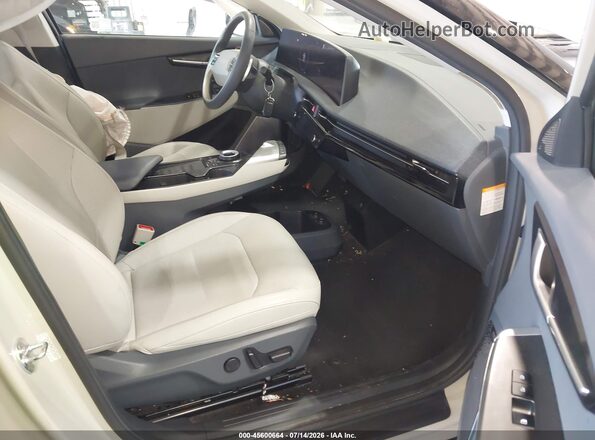 2022 KIA EV6 WIND
