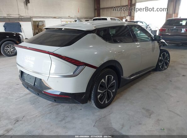 2022 KIA EV6 WIND