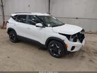 2025 Kia Seltos S White vin: KNDEUCAA9S7683460