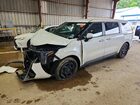 2025 Kia Carnival Lx White vin: KNDNB5K3XS6463686