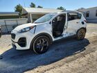 2022 Kia Sportage Белый vin: KNDP63AC2N7959793