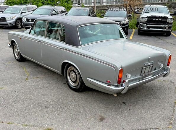 1968 ROLLS-ROYCE SILVER SHADO