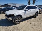 2017 Mercedes-benz Glc 300 White vin: WDC0G4JB2HF193161