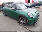 2024 Mini Hardtop Cooper S Green vin: WMW53DH08R2V07915