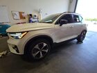 2025 Volvo Xc40 Plus White vin: YV4L12UC4S2488433