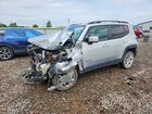 2016 Jeep Renegade Latitude Silver vin: ZACCJBBT1GPD53736