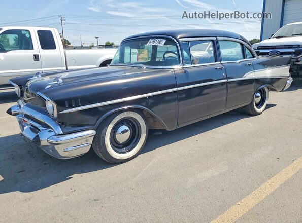 1957 CHEVROLET BEL AIR