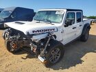 2026 Jeep Gladiator Mojave White vin: 1C6RJTEG3TL151338
