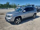 2017 Jeep Compass Latitude Серебряный vin: 1C4NJDEB8HD111159