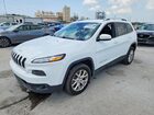 2018 Jeep Cherokee Latitude Plus White vin: 1C4PJLLX6JD551629