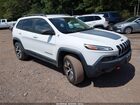 2017 Jeep Cherokee Trailhawk White vin: 1C4PJMBB8HD239902