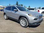 2018 Jeep Cherokee Latitude 4x4 Silver vin: 1C4PJMCB0JD528602
