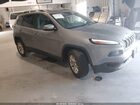 2018 Jeep Cherokee Latitude 4x4 Gray vin: 1C4PJMCB2JD559284