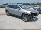 2019 Jeep Cherokee Latitude Plus 4x4 Silver vin: 1C4PJMLN8KD150993