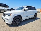 2017 Jeep Grand Cherokee Laredo White vin: 1C4RJEAG9HC708027