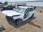 2018 Jeep Grand Cherokee Overland White vin: 1C4RJFCG3JC268766