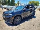 2025 Jeep Grand Cherokee Laredo Black vin: 1C4RJHAGXSC317641