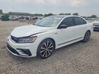 2018 Volkswagen Passat Gt White vin: 1VWJM7A34JC035115