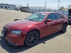 2020 Chrysler 300 S Burgundy vin: 2C3CCABG0LH253361