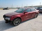 2018 Chrysler 300 S Burgundy vin: 2C3CCABG2JH319745