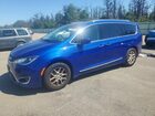 2020 Chrysler Pacifica Touring L Blue vin: 2C4RC1BG0LR105968