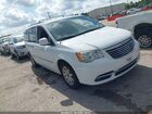2016 Chrysler Town & Country Touring White vin: 2C4RC1BG1GR206488