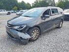 2020 Chrysler Pacifica Touring L Brown vin: 2C4RC1BG2LR100819