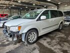 2016 Chrysler Town & Country Touring White vin: 2C4RC1BG5GR290539