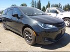 2018 Chrysler Pacifica Touring L Black vin: 2C4RC1BG5JR228338