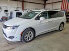 2017 Chrysler Pacifica Touring L White vin: 2C4RC1BG7HR794673
