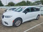 2024 Chrysler Pacifica Touring L White vin: 2C4RC1BG7RR139897