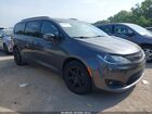 2018 Chrysler Pacifica Touring L Gray vin: 2C4RC1BG9JR261875
