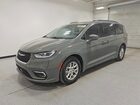 2022 Chrysler Pacifica Touring L Gray vin: 2C4RC1BGXNR220175
