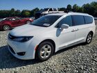 2017 Chrysler Pacifica Touring L Plus White vin: 2C4RC1EG3HR636021