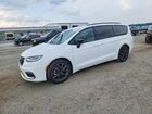2025 Chrysler Pacifica Limited White vin: 2C4RC1GG7SR570125