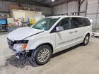 2016 Chrysler Town & Country Limited White vin: 2C4RC1JGXGR306171