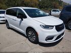 2024 Chrysler Pacifica Hybrid Select White vin: 2C4RC1S75RR153796